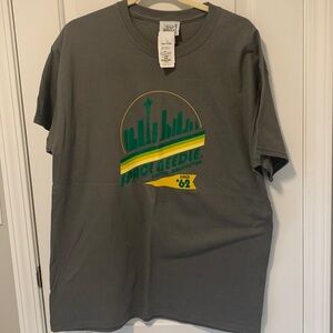 NWT Seattle Space Needle T shirt Large